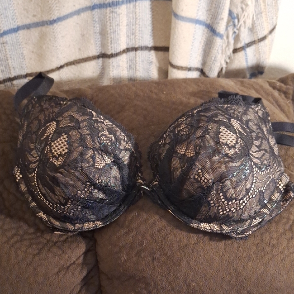 Victoria's Secret Other - Victoria's Secret Black Lace Bra